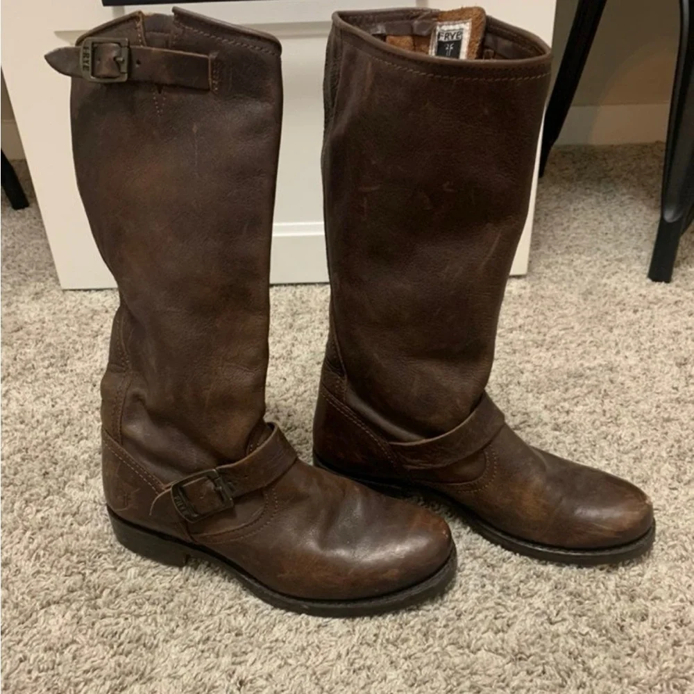 Frye Women's Brown Leather Boots - Picture 3 of 10